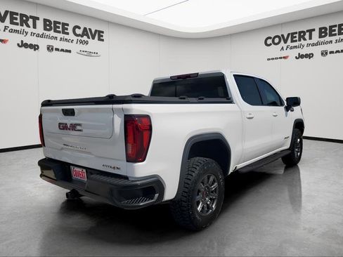 Used 2025 GMC Sierra 1500 AT4X image 9