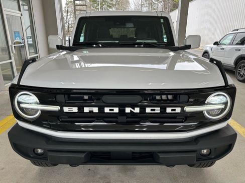 Certified 2025 Ford Bronco Outer Banks image 9