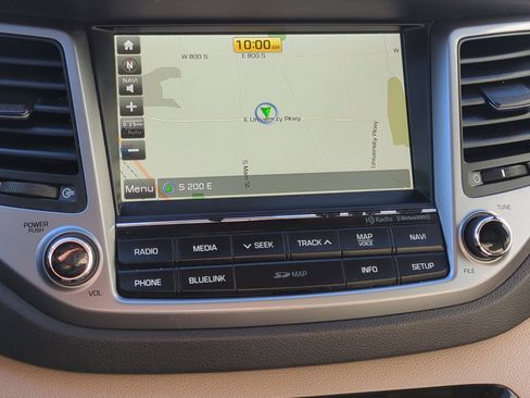 Used 2016 Hyundai Tucson Limited image 25