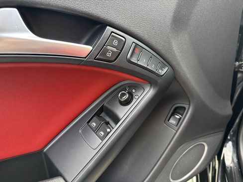 Used 2011 Audi S5 Prestige image 27