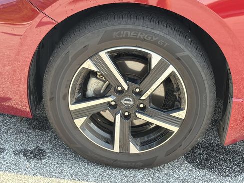 Certified 2025 Nissan Sentra SV w/ All-Weather Package FWD image 29