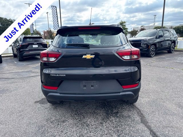 Used 2023 Chevrolet TrailBlazer LS FWD image 8