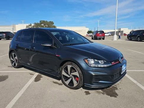 Used 2020 Volkswagen GTI S image 3