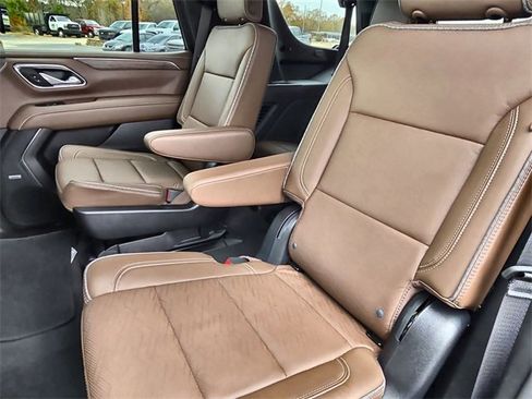 Used 2023 Chevrolet Tahoe High Country w/ LPO, Illumination Package image 21