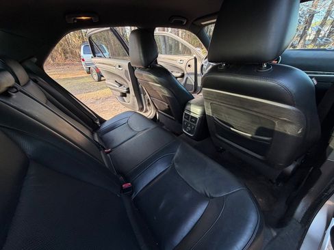 Used 2011 Chrysler 300 Limited w/ Luxury Group image 19