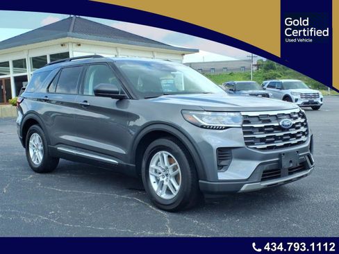 Certified 2025 Ford Explorer Active RWD image 1