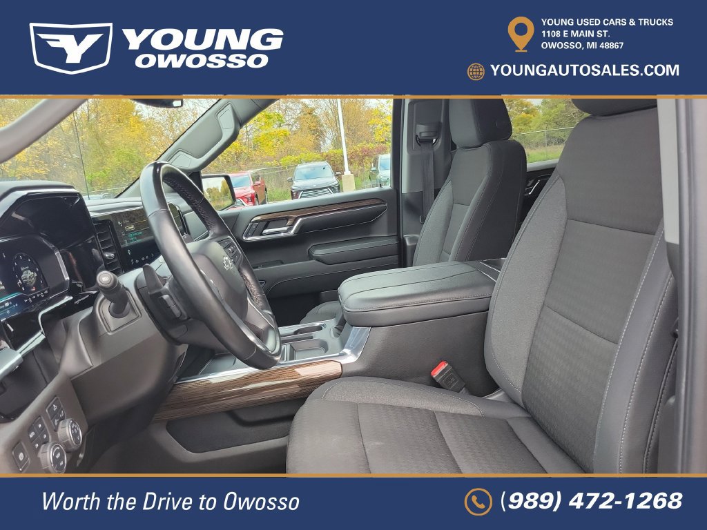 Used 2024 Chevrolet Silverado 1500 RST AWD/4WD image 12