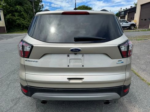 Used 2018 Ford Escape SE AWD/4WD image 6