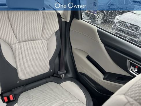 Used 2022 Subaru Forester Premium image 7