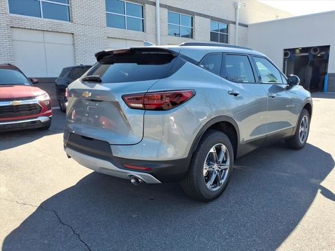 New 2026 Chevrolet Blazer LT w/ Convenience Package FWD image 27