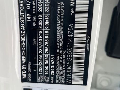 Used 2025 Mercedes-Benz GLC 350e 4MATIC image 17