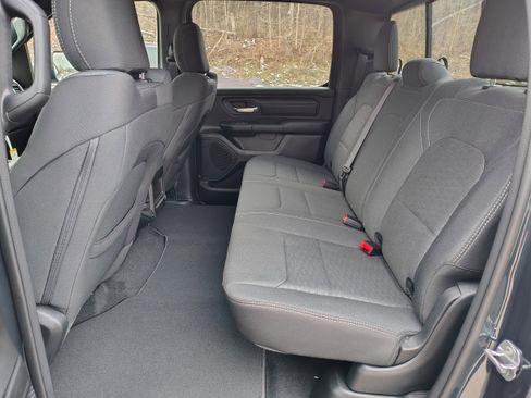 New 2026 RAM 1500 Express image 17