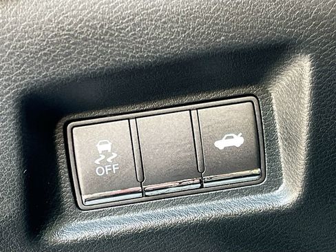 Used 2021 INFINITI Q60 3.0t Luxe w/ Essential Package image 10