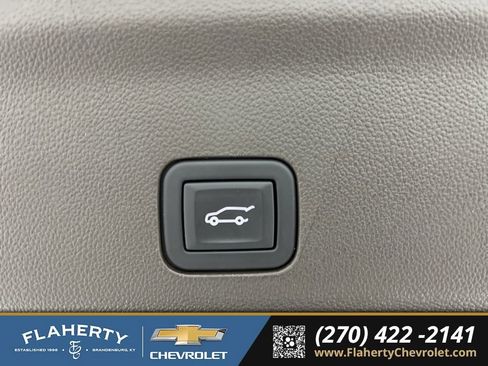 Used 2024 Chevrolet Tahoe Z71 w/ Z71 Off-Road Package image 21