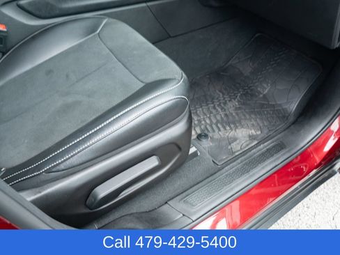 Used 2025 Jeep Grand Cherokee Altitude AWD/4WD image 46