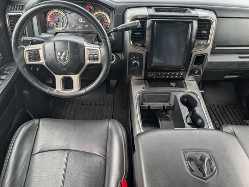 Used 2018 RAM 2500 Laramie w/ Sport Appearance Group AWD/4WD image 5
