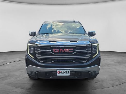Used 2023 GMC Sierra 1500 SLT w/ SLT Premium Package AWD/4WD image 2