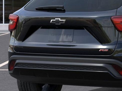 New 2026 Chevrolet Trax RS w/ Driver Confidence Package FWD image 26