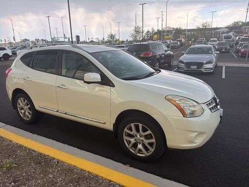 Used 2013 Nissan Rogue SL AWD/4WD image 19