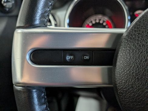 Used 2006 Ford Mustang GT Premium RWD image 19