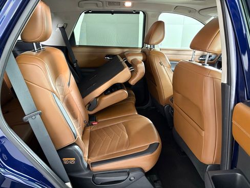 Used 2022 Nissan Pathfinder Platinum w/ Cargo Package image 42