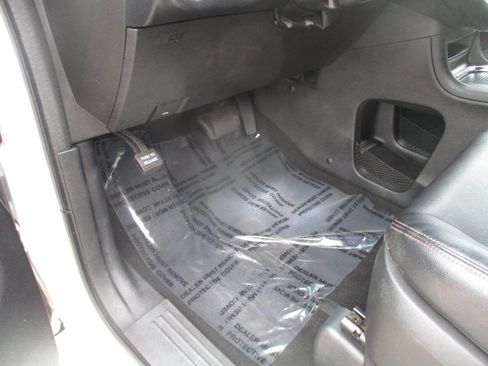 Used 2017 Dodge Grand Caravan GT image 16