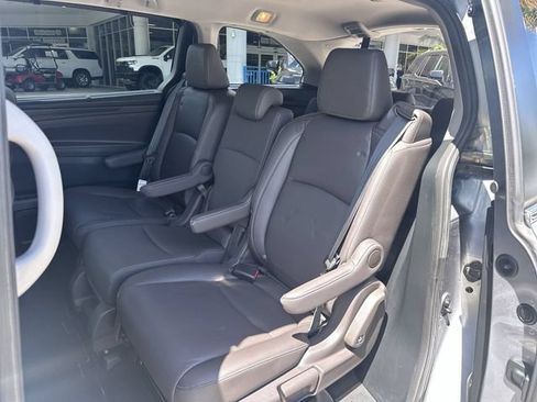 Used 2023 Honda Odyssey Touring image 27