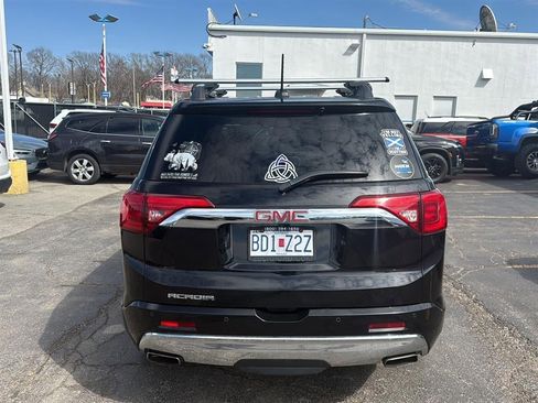 Used 2017 GMC Acadia Denali image 5