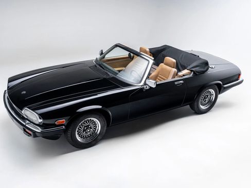 Used 1990 Jaguar XJS V12 Convertible RWD image 3