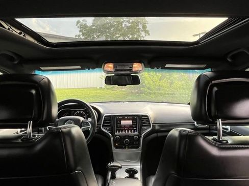 Used 2015 Jeep Grand Cherokee Altitude AWD/4WD image 28