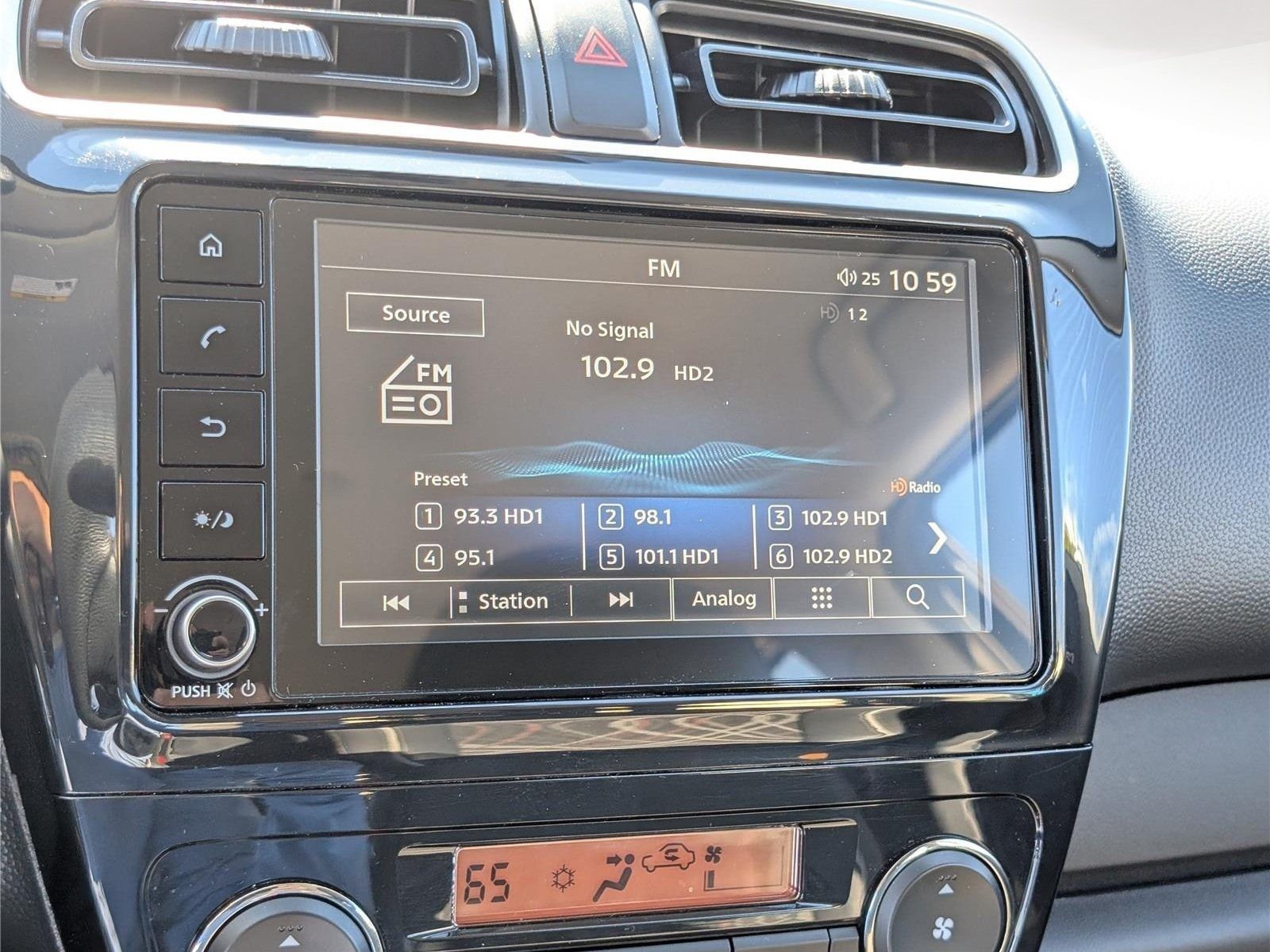 Used 2024 Mitsubishi Mirage Black Edition FWD image 25