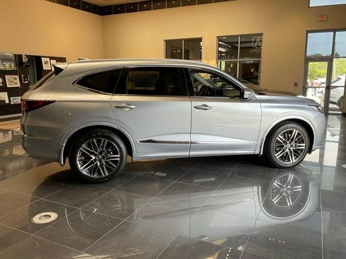 Certified 2026 Acura MDX SH-AWD w/ Advance Package image 7