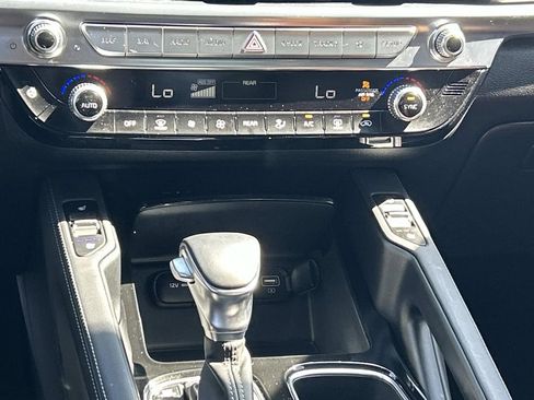 Used 2022 Kia Telluride SX w/ SX Prestige Package AWD/4WD image 33