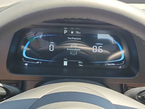 New 2026 Hyundai Elantra SEL Sport FWD image 9