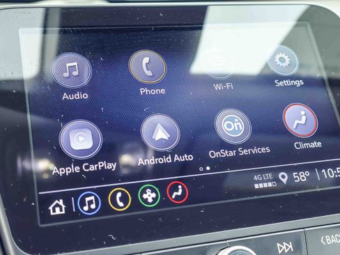 Used 2021 Chevrolet Malibu LT image 4