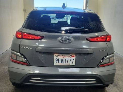 Used 2023 Hyundai Kona SEL FWD image 4