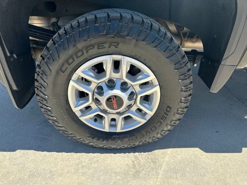 Used 2022 GMC Sierra 2500 SLE w/ SLE Convenience Package AWD/4WD image 36