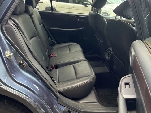 Used 2015 Subaru Outback 2.5i Limited AWD/4WD image 25