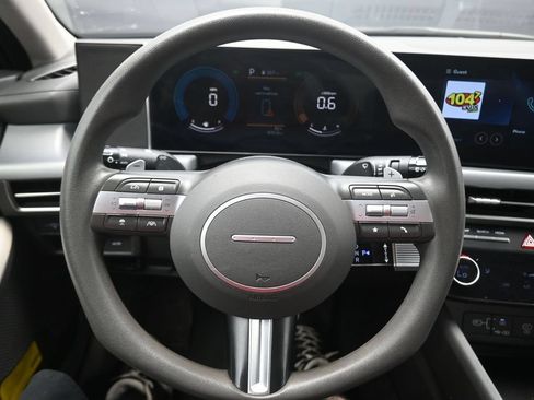 Used 2025 Hyundai Sonata SEL FWD image 7