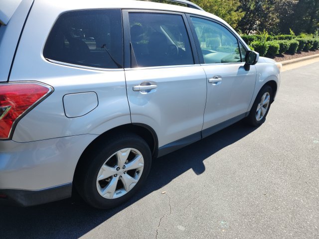 Used 2014 Subaru Forester 2.5i Limited AWD/4WD image 8