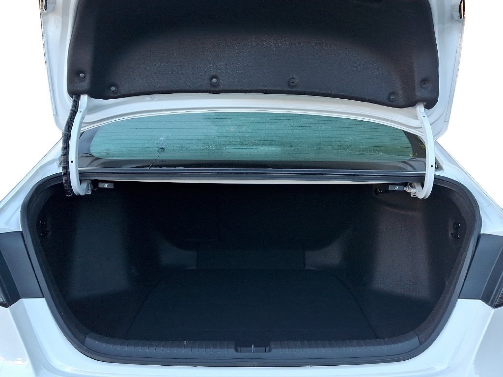 Used 2023 Honda Accord EX image 32