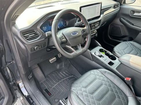 Used 2023 Ford Escape ST-Line Elite w/ Premium Technology Package image 11