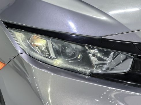 Used 2019 Honda Civic Sport image 12