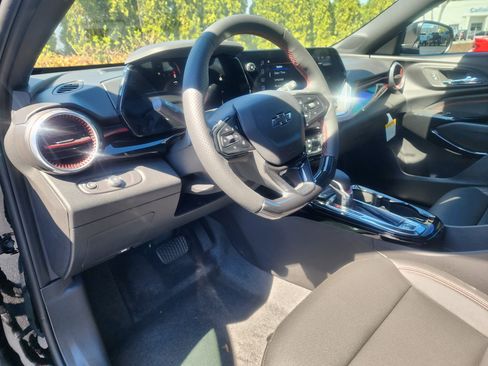 New 2026 Chevrolet Trax RS w/ Sunroof Package image 22