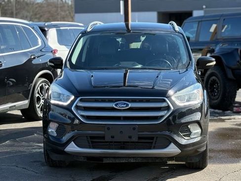 Used 2017 Ford Escape Titanium image 31