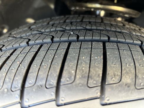 Used 2026 BMW 330i Sedan w/ M Sport Package image 12