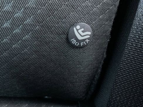 New 2025 Nissan Versa SR w/ Trunk Package image 15