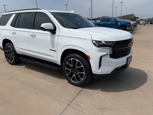 Used 2023 Chevrolet Tahoe RST RWD image 3