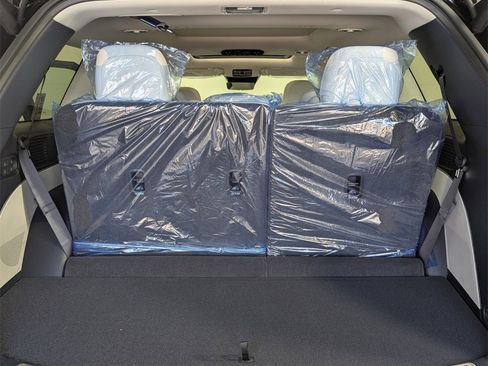 Used 2026 Hyundai Palisade Calligraphy image 30