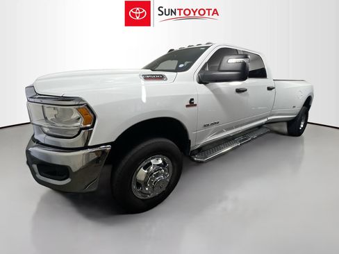 Used 2023 RAM 3500 Big Horn w/ Level 1 Equipment Group image 9
